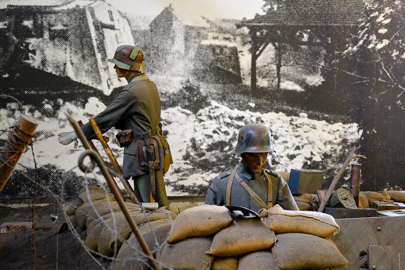 Soldaten in Kampfstellung