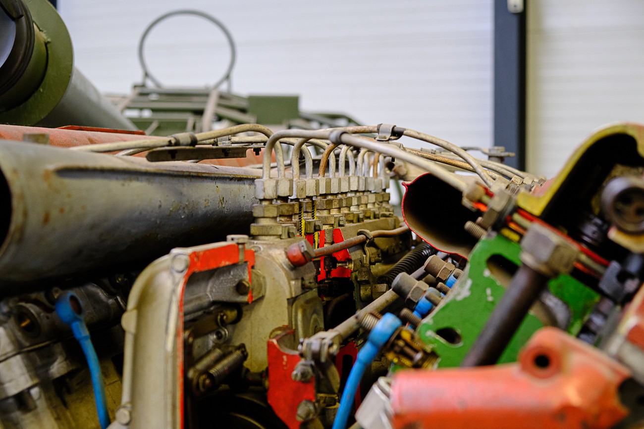 12 Zyl. Reiheneinspritzpumpe